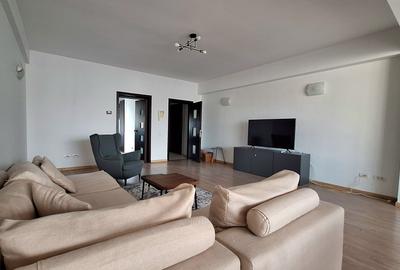 Apartament cu 3 camere decomandat în Pipera