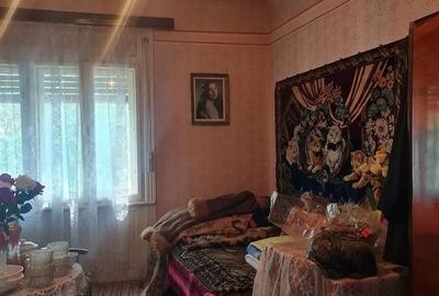 Casă cu 4 camere decomandat în Santăul Mic - 5