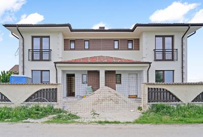 Vila alipita, impecabil executata, teren 350mp, preechipare AC - 2