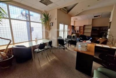 Spațiu comercial, de 112 mp, în 9 Mai - 1