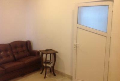 Apartament cu 3 camere decomandat în Mitropolie - 1