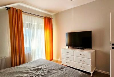 Duplex cu 4 camere cu Canalizare în 1 Mai - 6