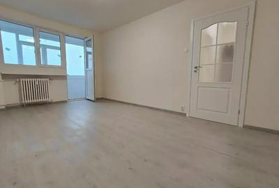 Apartament cu 3 camere decomandat în Giurgiului - 8