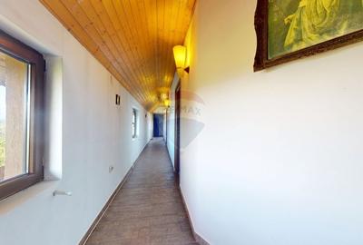 Hotel/Pensiune, de 316 mp, în Sohodol - 26