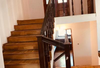 Casă cu 5 camere în Badea Cârțan - 15