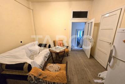 Casa tip duplex de vanzare la curte comuna pivnita in Piata Cluj Sibiu - 3