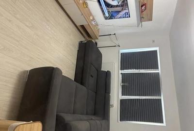 Garsonieră decomandată în Apărătorii Patriei