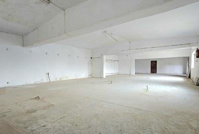 Apartament cu 4 camere decomandat în Central - 4