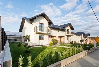 Casă cu Teren 120 Mp în Central