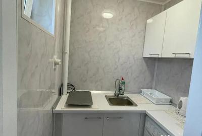 Apartament cu 2 camere nedecomandat, mobilat în Central - 3