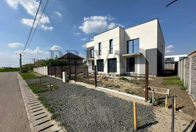 Duplex cu 4 camere cu Canalizare în Dumbrăvița - 3