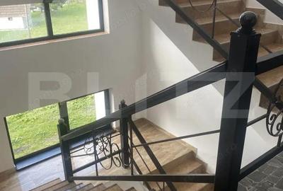 Spațiu comercial, de 1,800 mp, în Central - 2