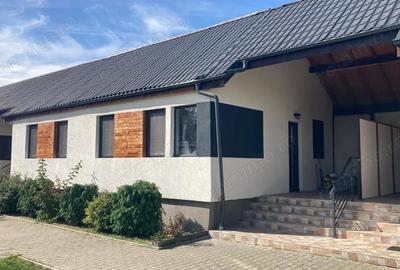 Casă cu 6 camere în Sântuhalm - 4