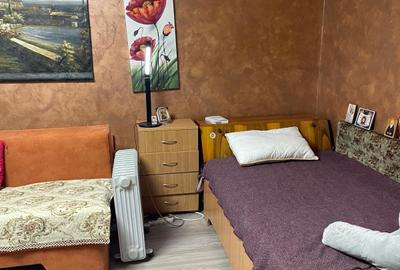 DECEBAL Calarasilor,Metrou Muncii,Bl 1986,Decomandat,etajul 1/7,bloc mixt! - 1