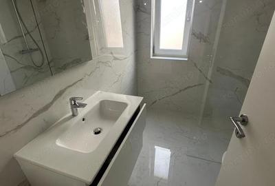 Casă cu 5 camere cu Teren 330 Mp în Giroc