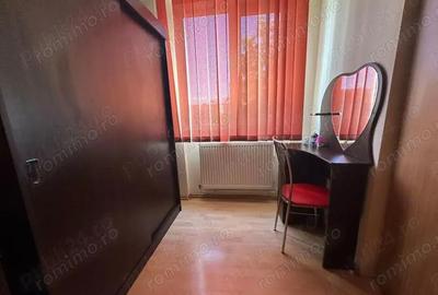 Apartament cu 2 camere decomandat în Calea București - 4