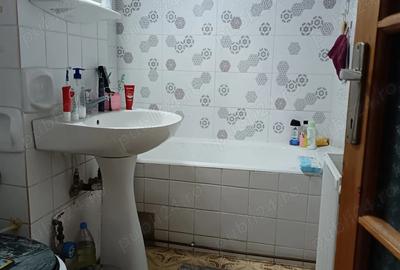 Vand apartament cu 2 camere semidecomandat - 2