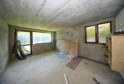 Casă individuală cu 8 camere cu Teren 622 Mp în Moieciu de Jos - 27