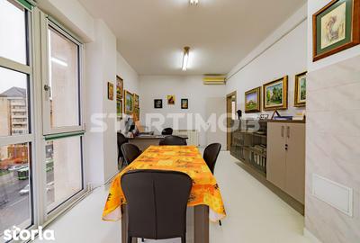 Spațiu comercial, de 115 mp, în Piața - 6