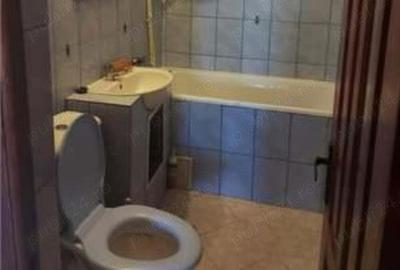 Vand apartament decomandat 2 camere, etaj 4 - 5