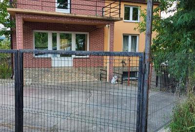 Casă cu 5 camere în Vulcana de Sus - 5