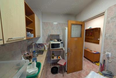 Apartament 3 camere, 70 m , 2 balcoane Drumul Taberei, langa metrou - 7