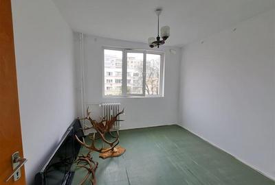Apartament cu 3 camere semidecomandat în 1 Decembrie 1918 - 5