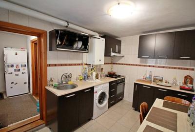 Casa Caramida - 5 Minute De Plaja 3 Papuci - 9