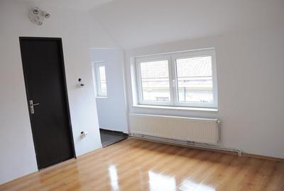 2 camere| DOROBANTI-RADU BELLER - 9