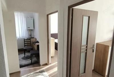 Apartament cu 2 camere decomandat în Micro III - 2