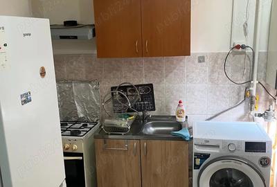 Garsonieră decomandată în Central - 1