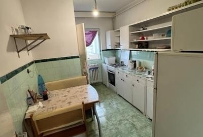 Apartament cu 3 camere decomandat în Metalurgie - 2