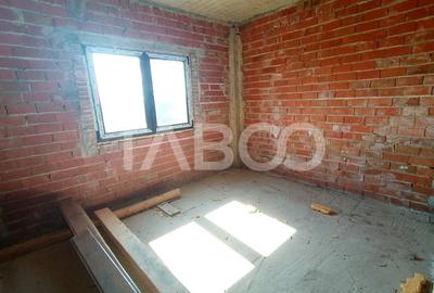Casa noua de vanzare 780 mp teren garaj pivnita in Daia Sibiu - 5