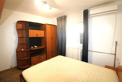 Apartament cu 2 camere semidecomandat în Soarelui