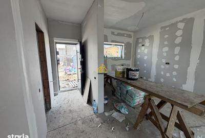Casă cu 3 camere cu Teren 235 Mp în Central