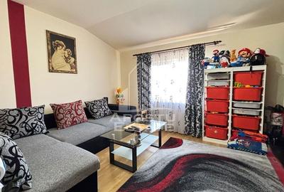 Apartament cu 3 camere in zona Dambovita, centrala termica, decomandat - 1