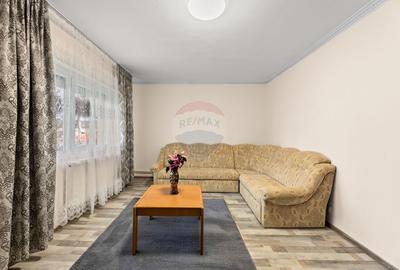Apartament cu 2 camere decomandat, mobilat în Aradul Nou