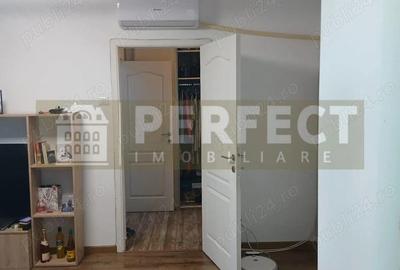 Ap.2 camere Str. Ghe.Gr.Cantacuzino SEMIDEC. PRET 65500 euro!! - 9