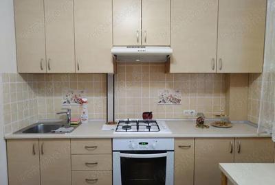 Garsonieră decomandată în Romană - 3