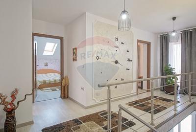 Casă cu 7 camere cu Teren 650 Mp în Bod - 22