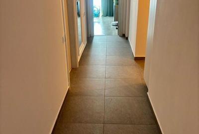 Apartament cu 3 camere decomandat, mobilat în Central