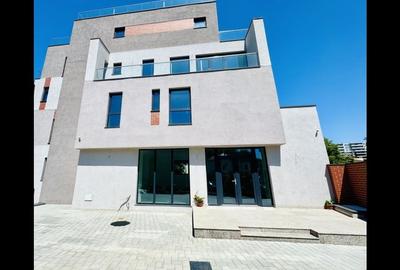 Casă cu 15 camere în Grădina Icoanei