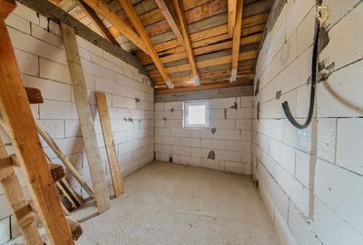 Casa De Vanzare Horia 5 Camere - 21