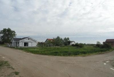 Loc de casa 490 mp, cu utilitati, situat pe colt in loc. Bodrogu Nou (com. Zadareni) - 2