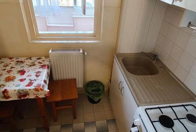 Garsonieră decomandată, mobilată în Bartolomeu - 2