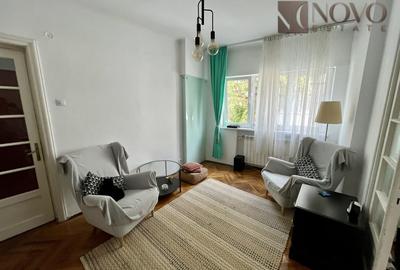 Apartament cu 4 camere semidecomandat, mobilat în Unirii - 2