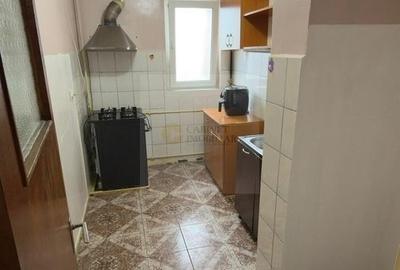 Apartament cu 3 camere semidecomandat în Giulești - 12