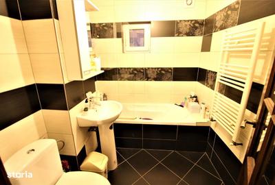 Apartament cu 3 camere decomandat în Micro 17 - 10