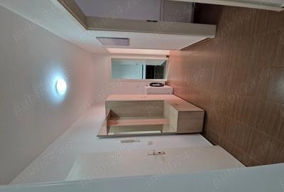 Apartament cu 3 camere semidecomandat în Bartolomeu - 3