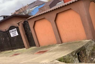 Casă cu 6 camere în Podu Turcului - 2